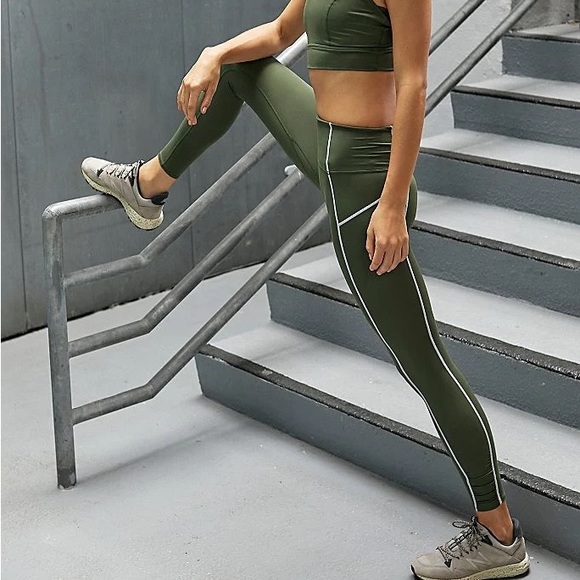 Free People You’re A Peach Leggings in Secret Moss - Picture 5 of 7